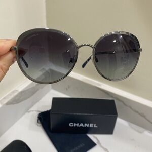 CHANEL sunglasses